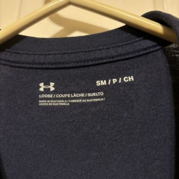 Notre Dame Football Size Small Under Armour Loose Size Small T-Shirt - Picture 3 of 4